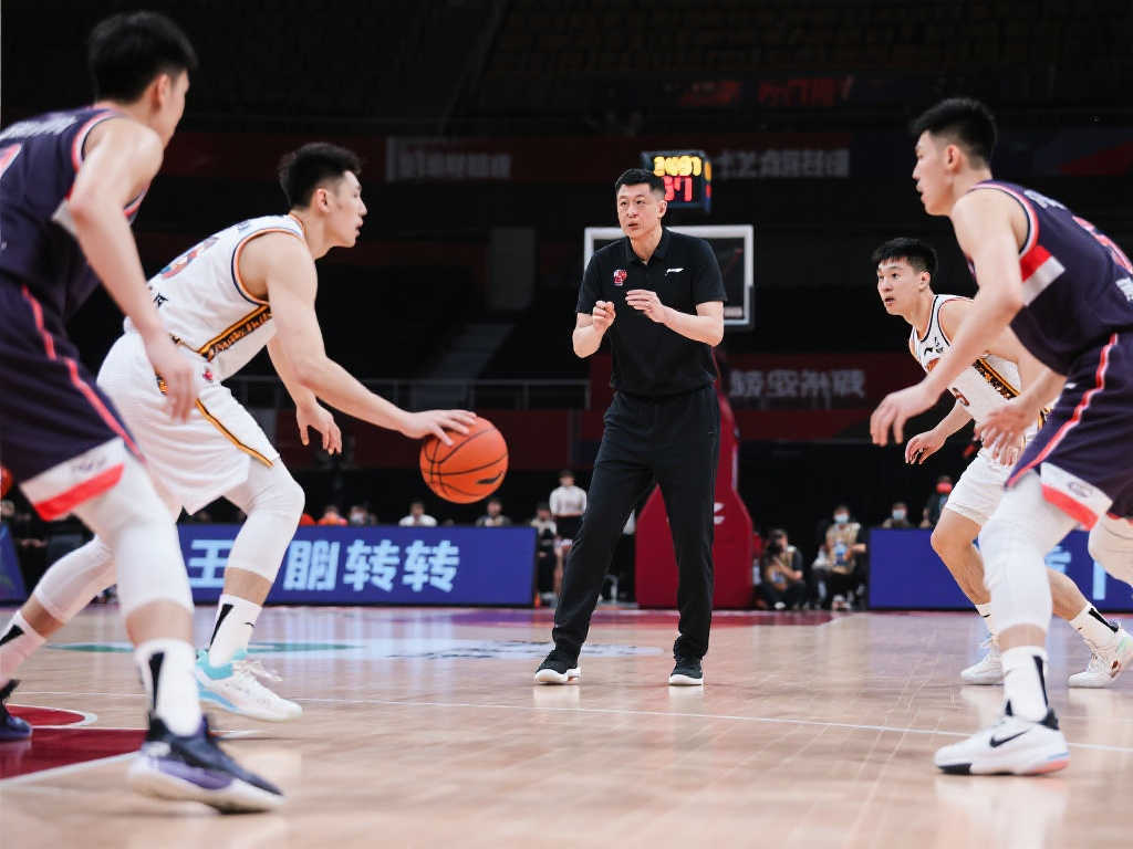 年轻球员以 年轻球员以