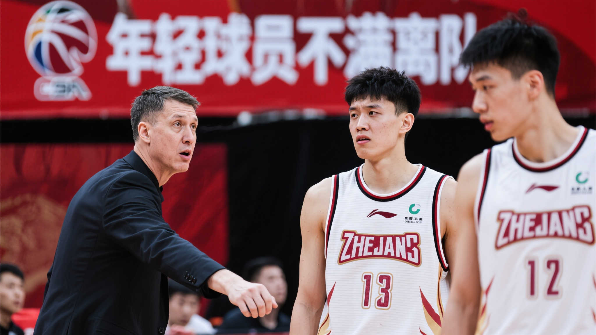 约翰逊女士 约翰逊女士